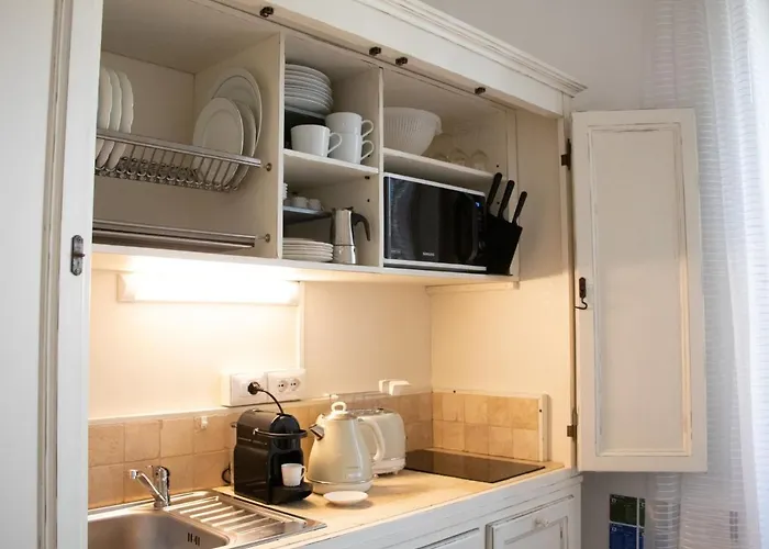 The Best Rent - Three-bedroom Close To Colosseo Apartament Rzym