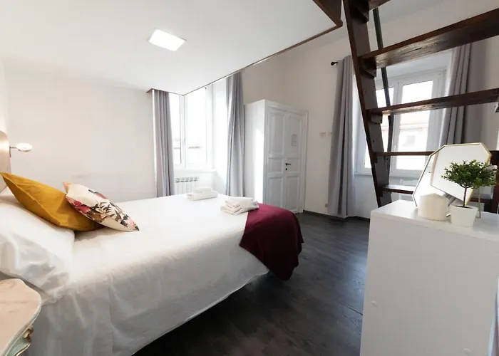 Apartament The Best Rent - Three-bedroom Close To Colosseo *